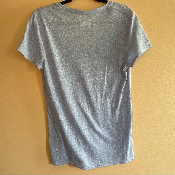 Under Armour Women's Blue V-Neck Top Size L - Picture 6 of 6